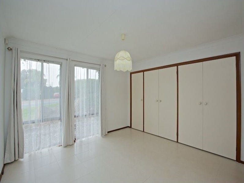 Large Family Home- Best Street 5