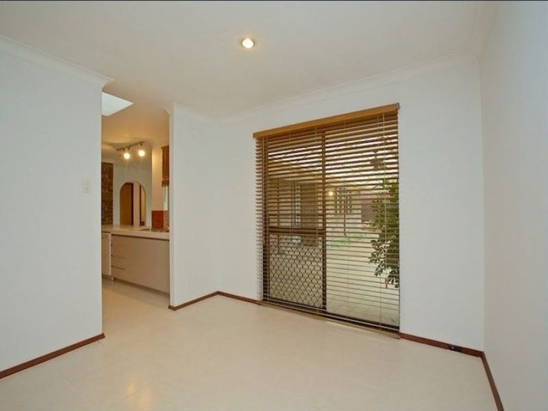 Large Family Home- Best Street 9
