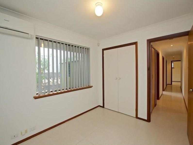 Large Family Home- Best Street 10
