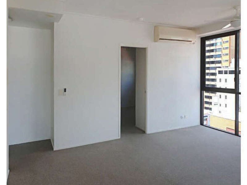 6th Floor apartment – 2 3
