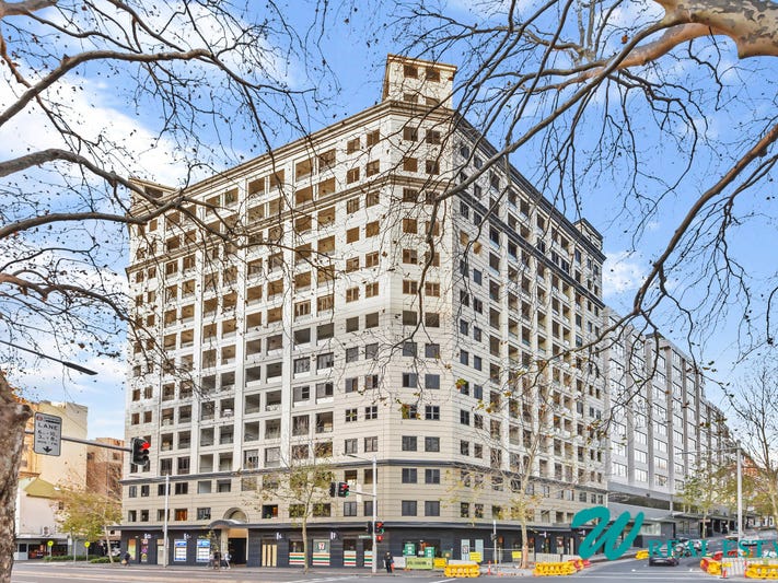 Stylishly Furnished Top-floor 1 Bedroom 8