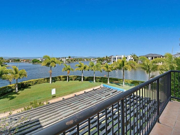 Large and Beautiful Home with 6