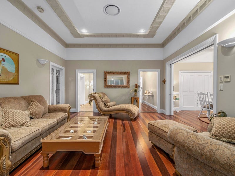 MASSIVE APARTMENT – BILLS INC. 9