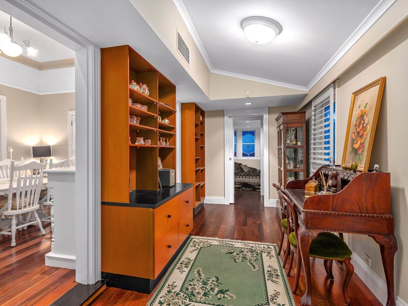 MASSIVE APARTMENT – BILLS INC. 13