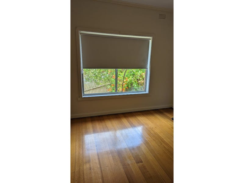 106a MacKenzie St 8