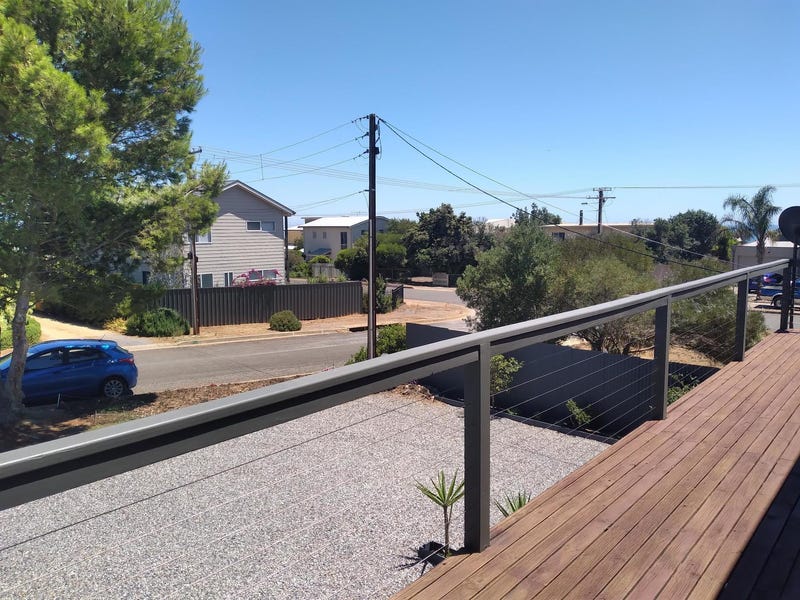 Top Floor Unit with Large 6