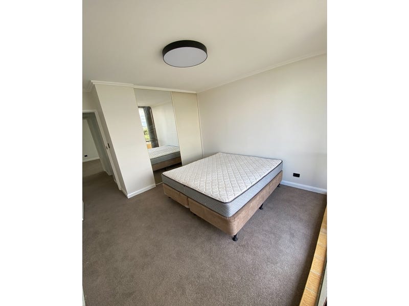 $530 per week 4