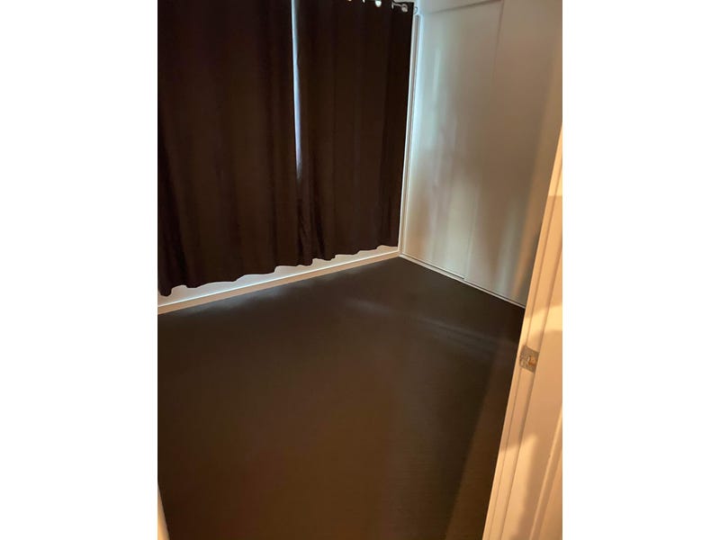 Granny Flat, Live the beach 16