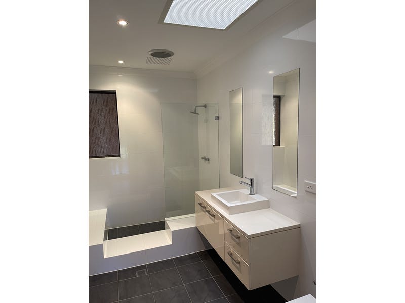 Carine House for lease 4