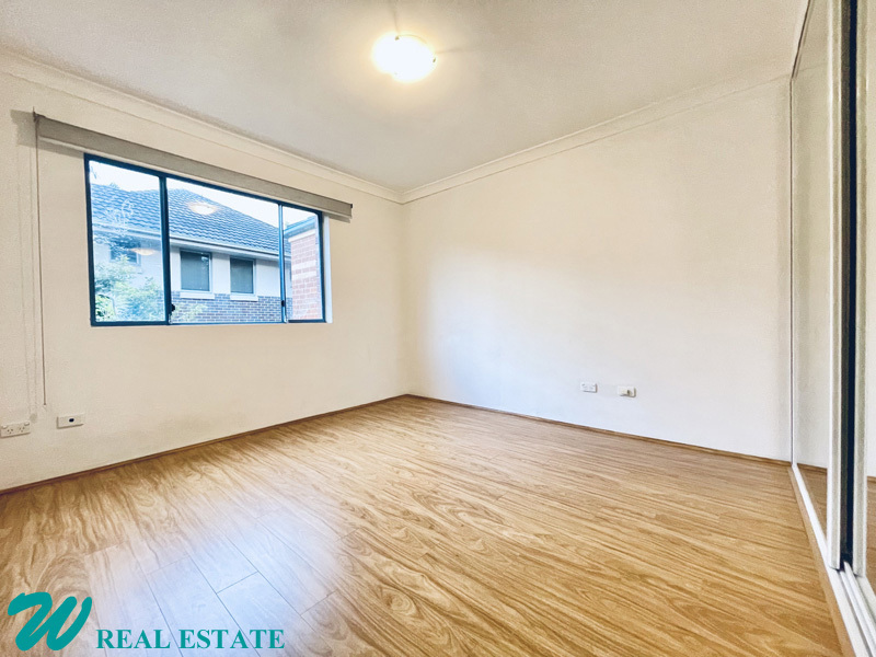 North-facing Boutique Townhouse with Only 3