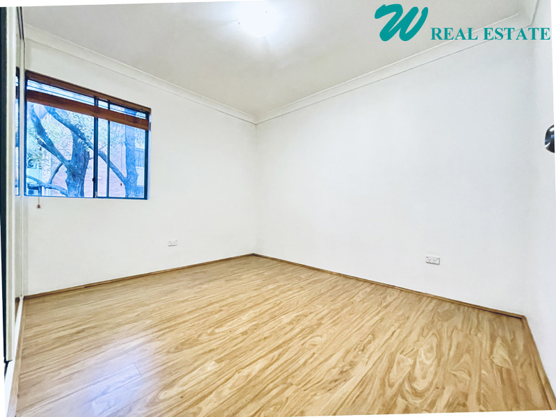 North-facing Boutique Townhouse with Only 5