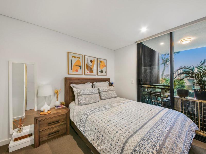 Modern 1 Bedroom Apartment with 3