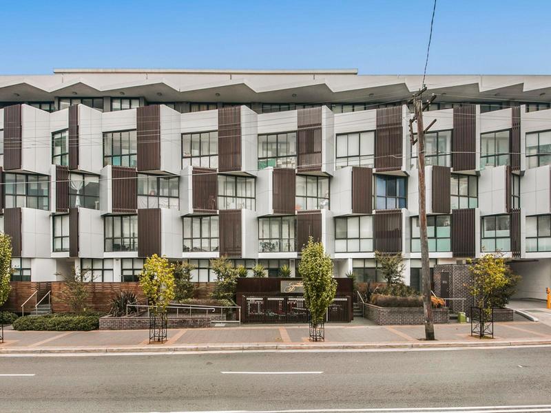 Modern 1 Bedroom Apartment with 6