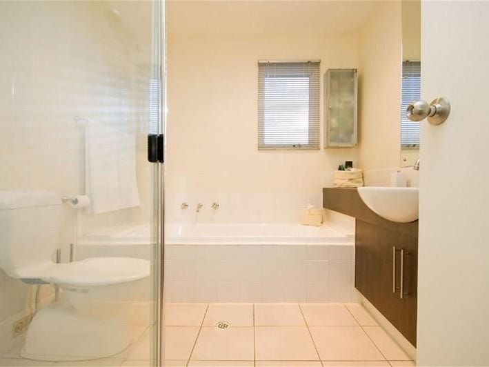 House for Rent in Mawson 9