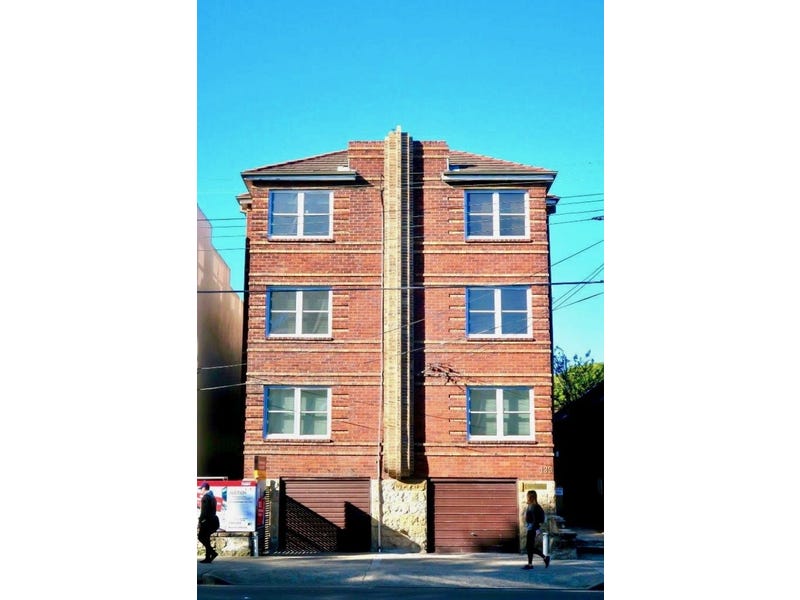 Spacious 1 BR Top-Floor Apartment 6
