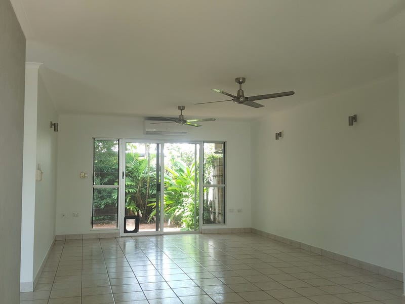 2 Bedroom Unit Near Beach