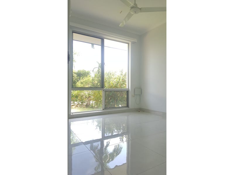 2 Bedroom Unit Near Beach 5