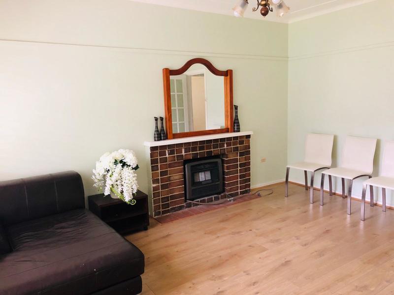 Fully furnished 2 bedroom double brick home