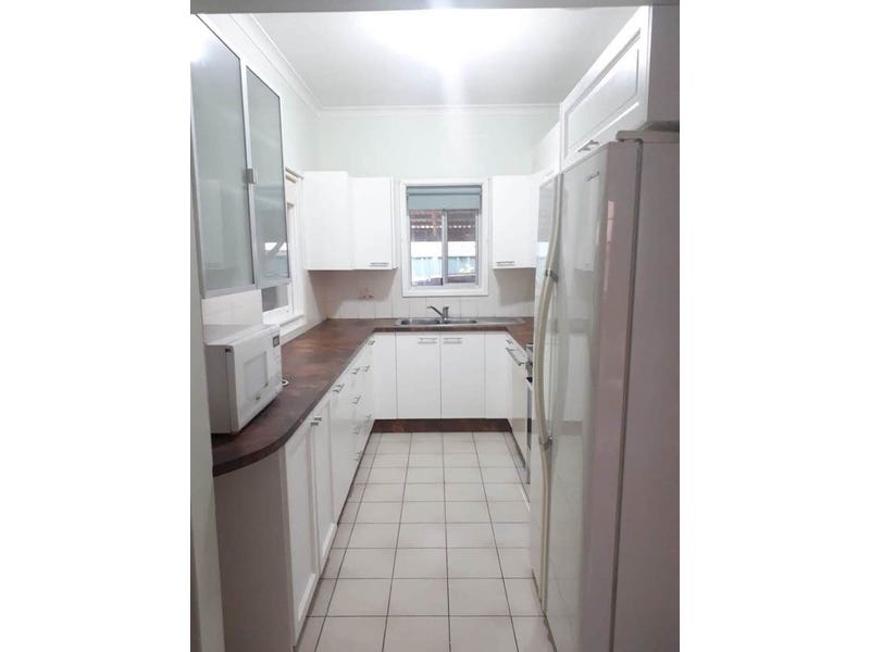 Fully furnished 2 bedroom double 7