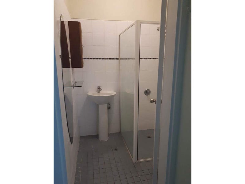 Fully furnished 2 bedroom double 10