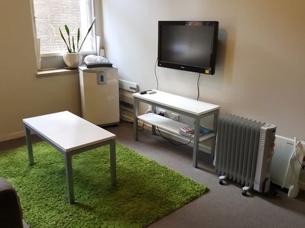 Affordable fully furnished unit in Adelaide city