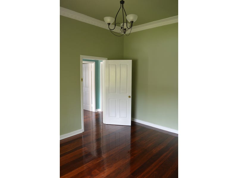 Beautiful Beach Cottage for Rent 8