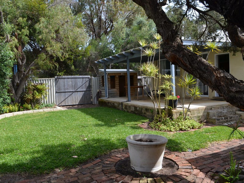 Beautiful Beach Cottage for Rent 12