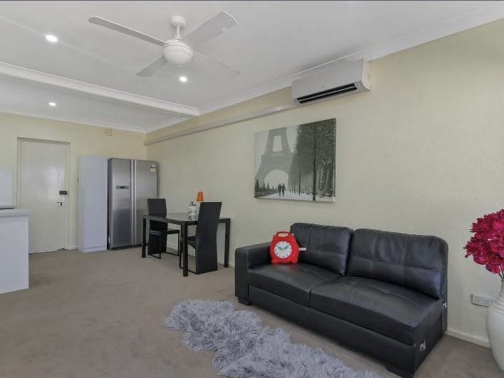 Super convenient location with affordable 5