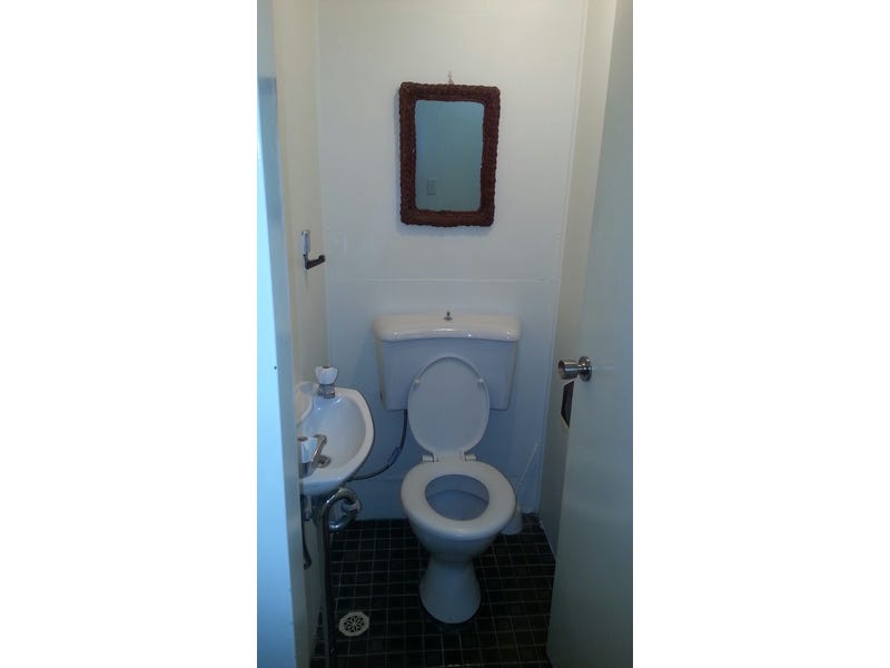 F/Furnished 2 Bedroom Unit close 12