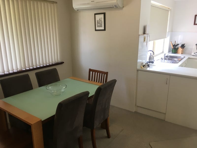 Dianella 3×1 Villa – Street 6