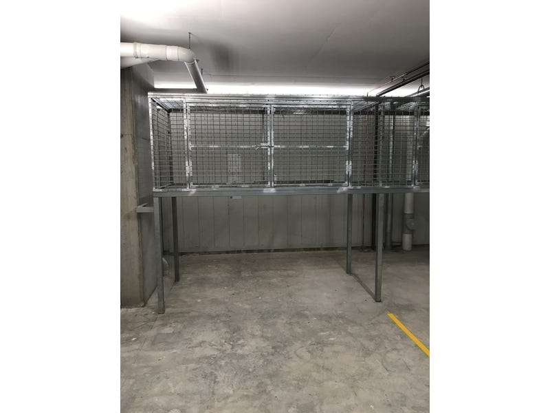 MODER PARTIALLY FURNISHED 3 BEDROOM 6