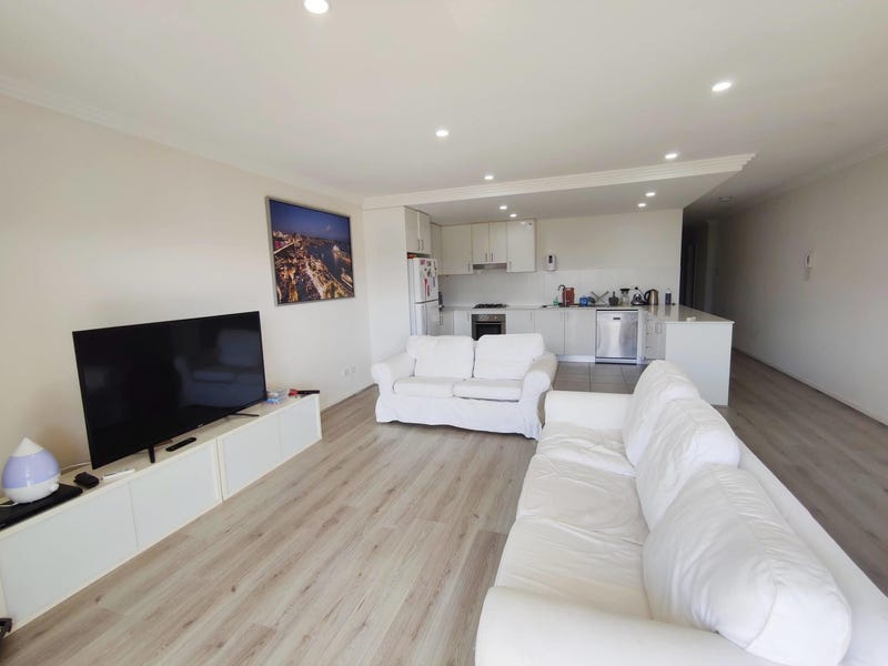 MODER PARTIALLY FURNISHED 3 BEDROOM 14
