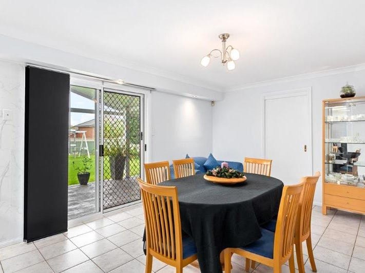 “PERFECT FAMILY HOME IN GLEN 3