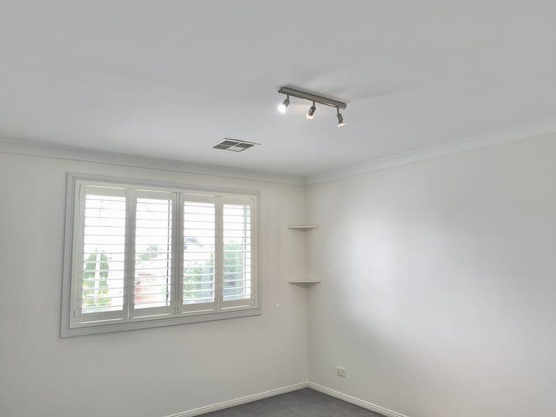 “PERFECT FAMILY HOME IN GLEN 6