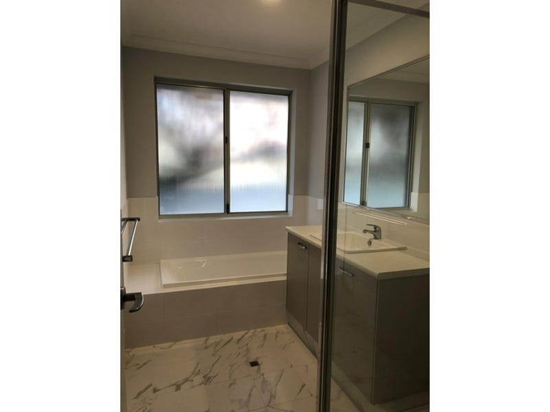 Near new 3×2 villa 5