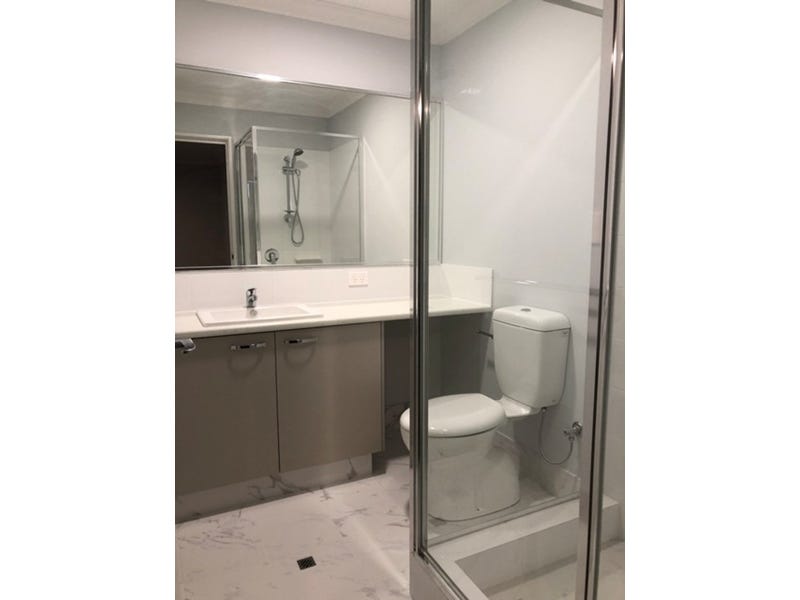 Near new 3×2 villa 8