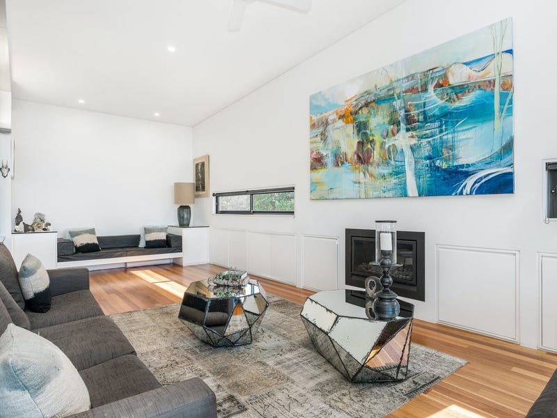 Fully furnished house available 3,6 9