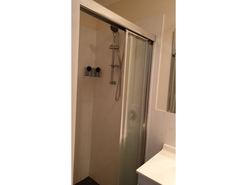 4 Bedroom House Furnished. Direct 4