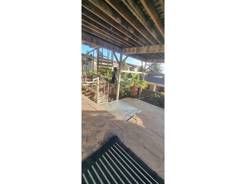ABSOLUTE OCEAN FRONT SCARBOROUGH SECLUDED 22