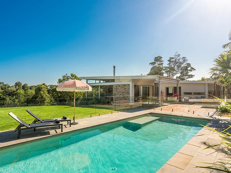 Fully furnished house available 3,6,months 12