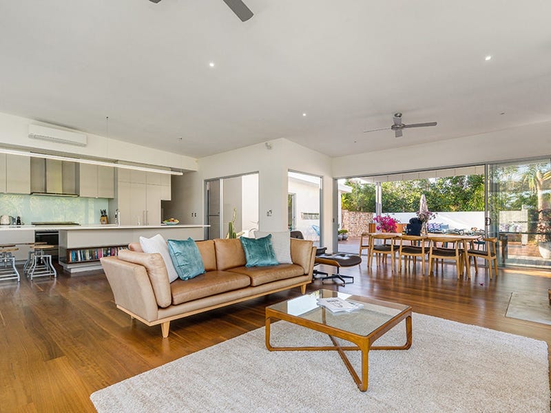 Fully furnished house available 3,6,months 24