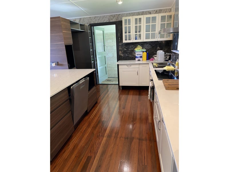 Fantastic family home close to 9