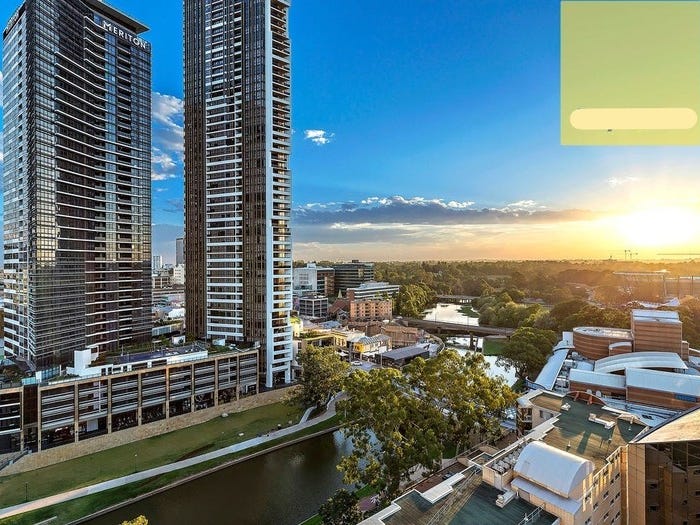 FULL FURNISHED 2 BED, 2 11