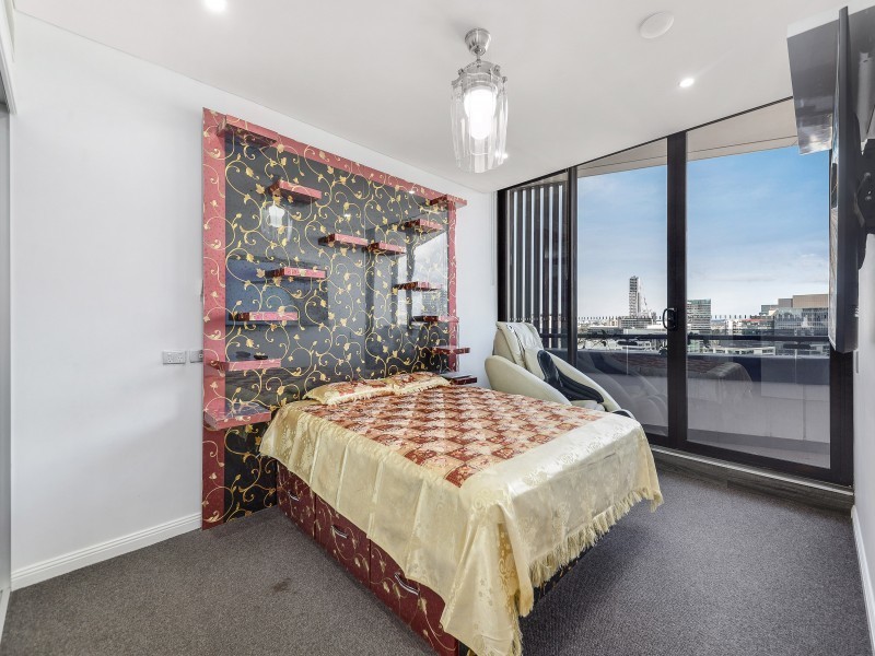 FULL FURNISHED 2 BED, 2 15