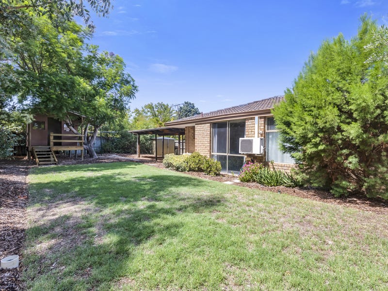 4 bedroom with updated kitchen 30