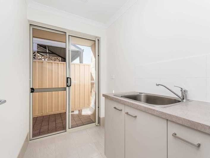 Modern home in a great 11