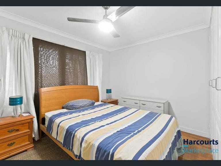 Quiet 3 Bedroom Home with 4