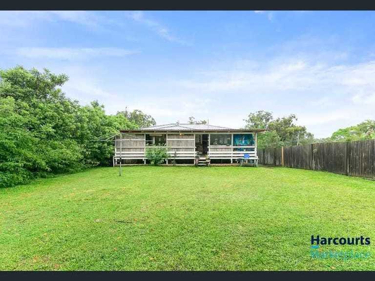 Quiet 3 Bedroom Home with 8