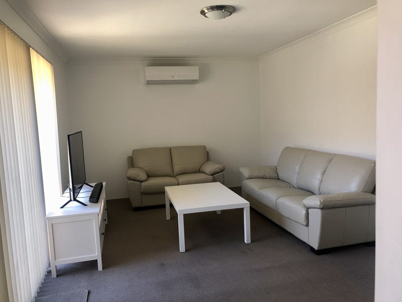 Quiet 3×1 Villa in Dianella 7