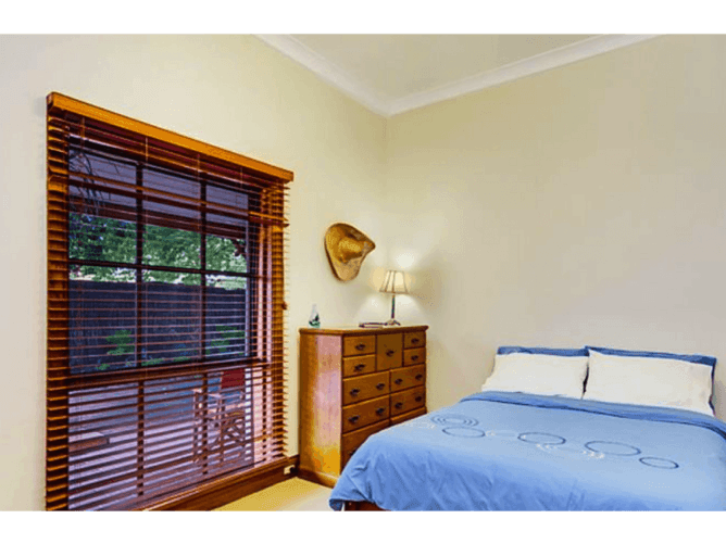 Two Bedroom House in Ideal 6